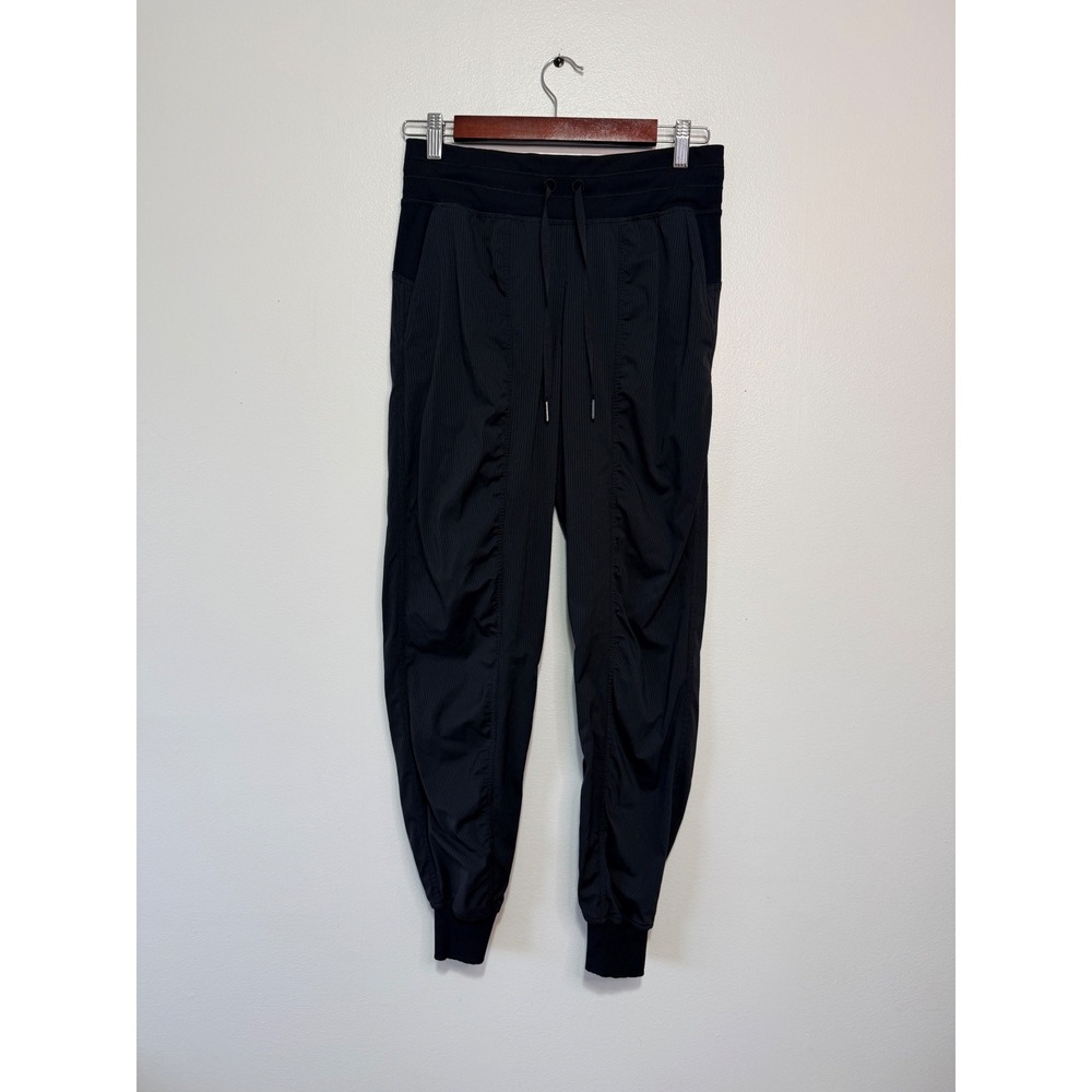 Lululemon Beyond‎ the Studio Jogger Black Textured Ripstop Pants LW5ENMS Size 6